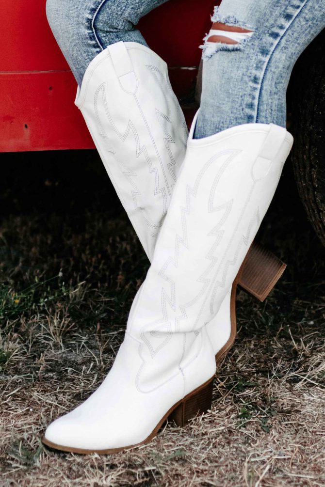 Kicking Up Some Dirt Chinese Laundry Western Boot (White) · NanaMacs - Image 2