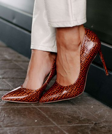 Path To Success Maze Print Pointed Toe Heels (Tan) · NanaMacs