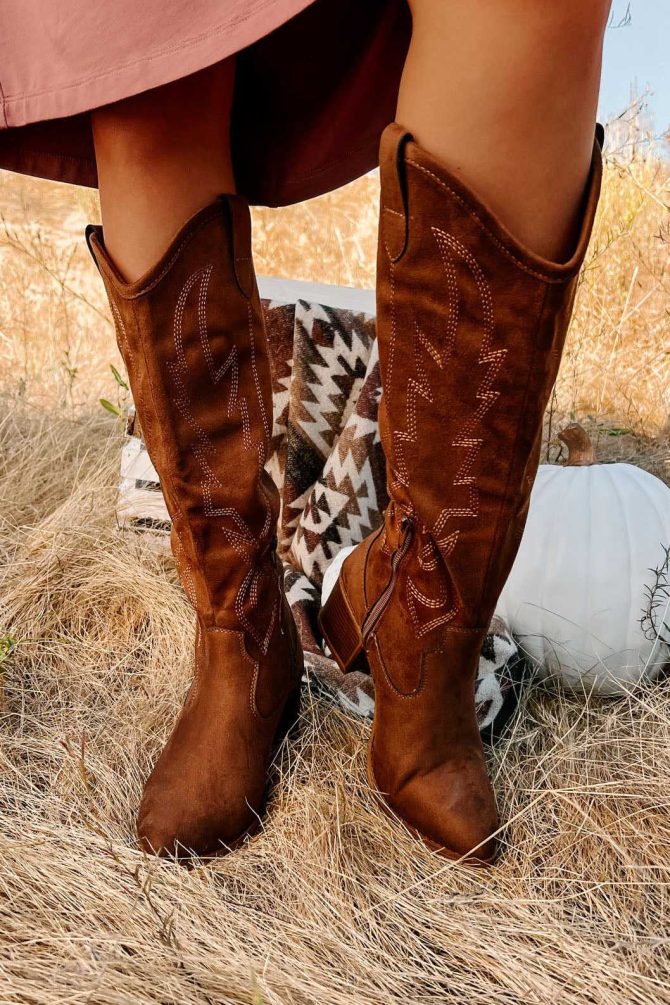 Kicking Up Some Dirt Chinese Laundry Western Boot (Brown) · NanaMacs - Image 2
