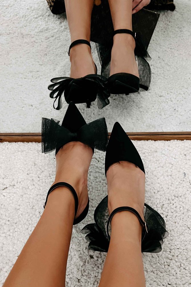 Mis-Matched Magic Bow Detailed Heels (Black) · NanaMacs - Image 4