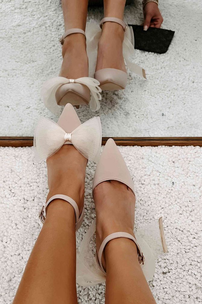 Mis-Matched Magic Bow Detailed Heels (Beige) · NanaMacs - Image 4