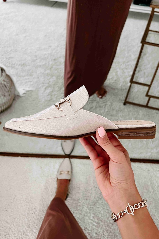 Proving My Point Pointed Toe Backless Loafers (Lizard Cream) · NanaMacs - Image 3