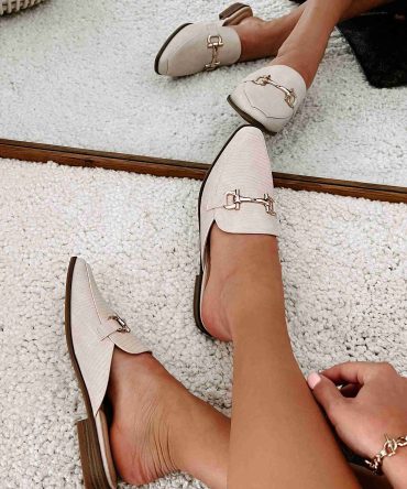 Proving My Point Pointed Toe Backless Loafers (Lizard Cream) · NanaMacs