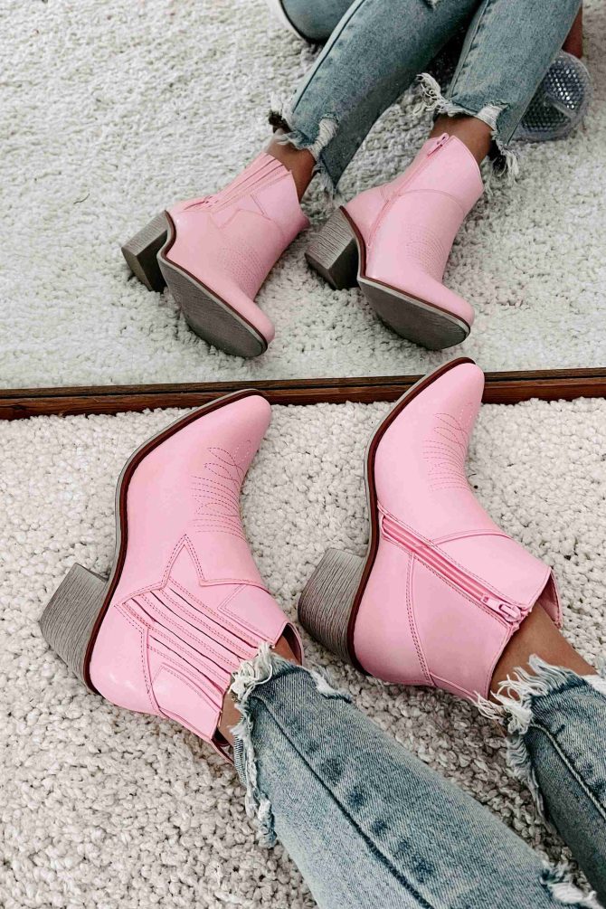 Getting Wild Western Style Bootie (Pink) · NanaMacs