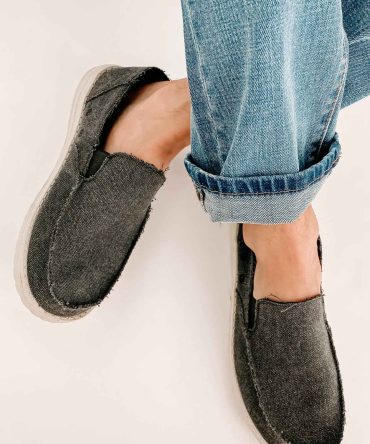 Jon Men's Very G Raw Edge Slip-On Canvas Shoes (Black) · NanaMacs