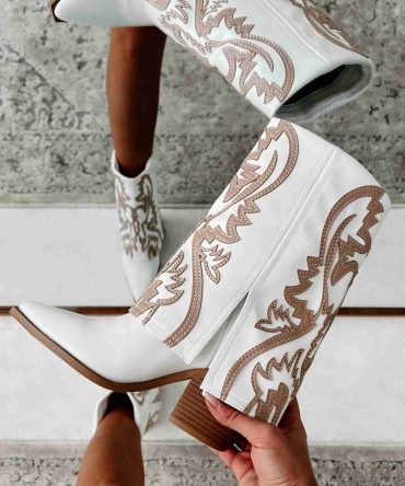 Esperanza Western Stitch Fold-Over Boots (Tan/White) · NanaMacs