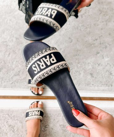 "Paris" Graphic Slide Sandals (Dark Navy/Beige) · NanaMacs