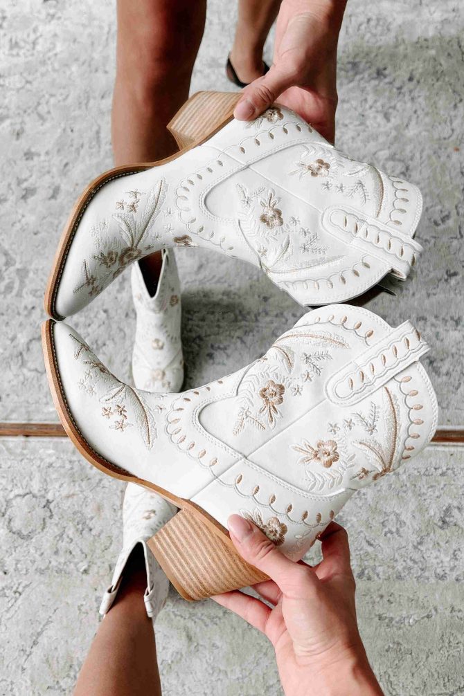 Small Town Roots Floral Stitch Western Booties (White) · NanaMacs