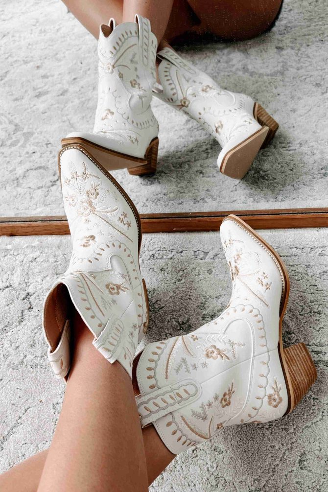Small Town Roots Floral Stitch Western Booties (White) · NanaMacs - Image 4