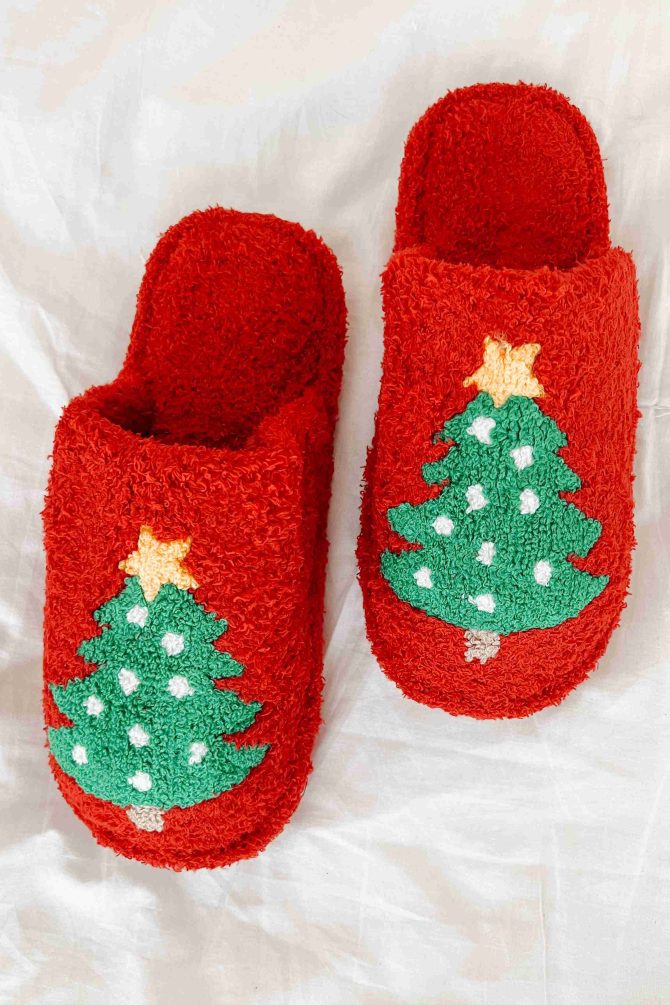 Doing Just Pine Fuzzy Christmas Tree Slippers (Red) · NanaMacs - Image 4