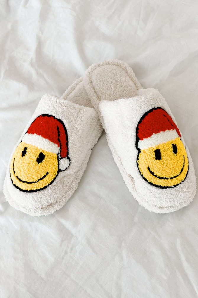 Jolly For The Holidays Fuzzy Santa Smile Slippers (White/Santa) · NanaMacs - Image 3