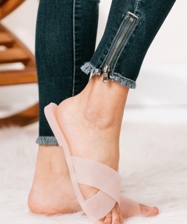 Run The Day Jelly Sandals (Blush Frost) · NanaMacs