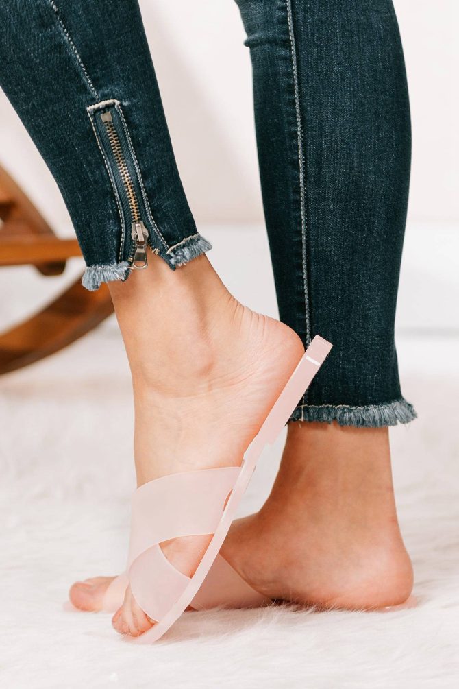 Run The Day Jelly Sandals (Blush Frost) · NanaMacs - Image 2