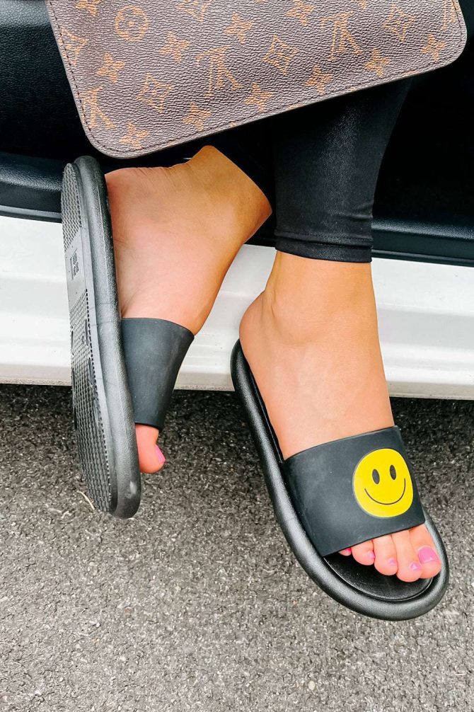Came For The Fun Cushioned Slides (Black/Yellow) · NanaMacs