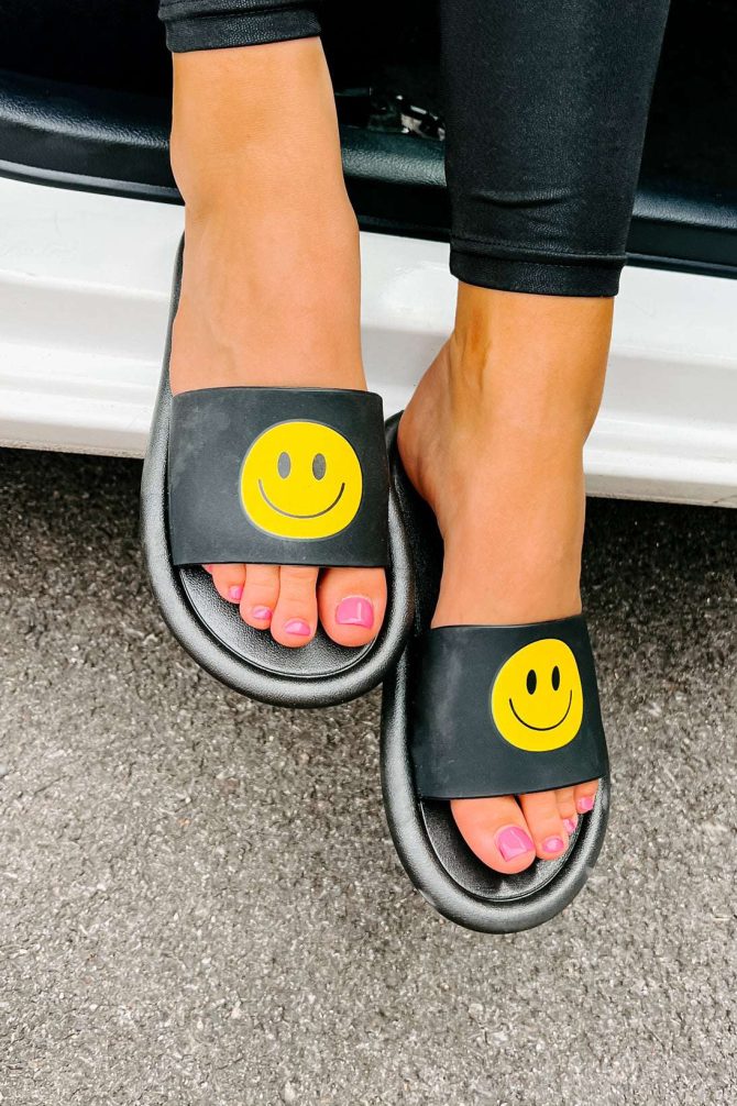 Came For The Fun Cushioned Slides (Black/Yellow) · NanaMacs - Image 3