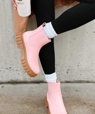 Treat Me Well Chunky Chelsea Boots (Pink) · NanaMacs