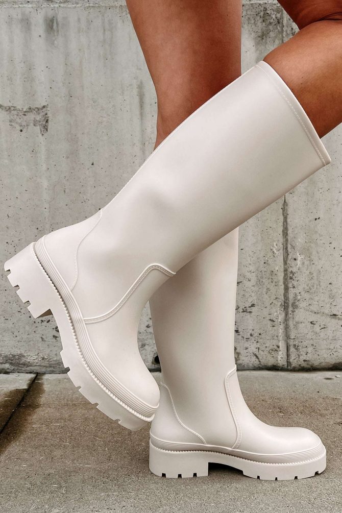 Stepping In Puddles Rubber Rain Boots (Ivory) · NanaMacs - Image 2